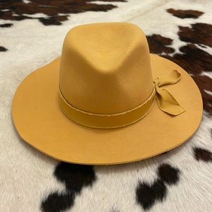 Olive & Pique Wool Kaia Hat